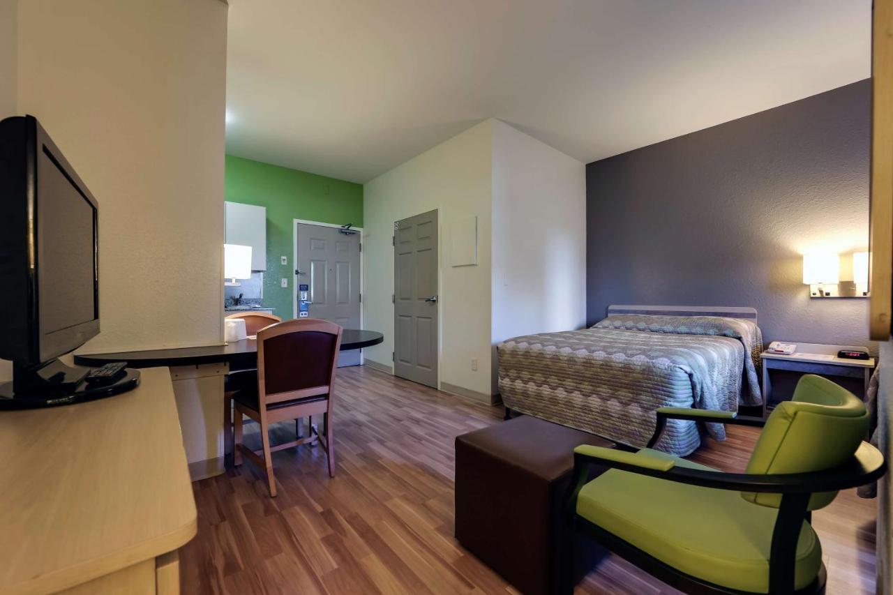 Studio 6 Toronto - Mississauga With Kitchenettes Экстерьер фото
